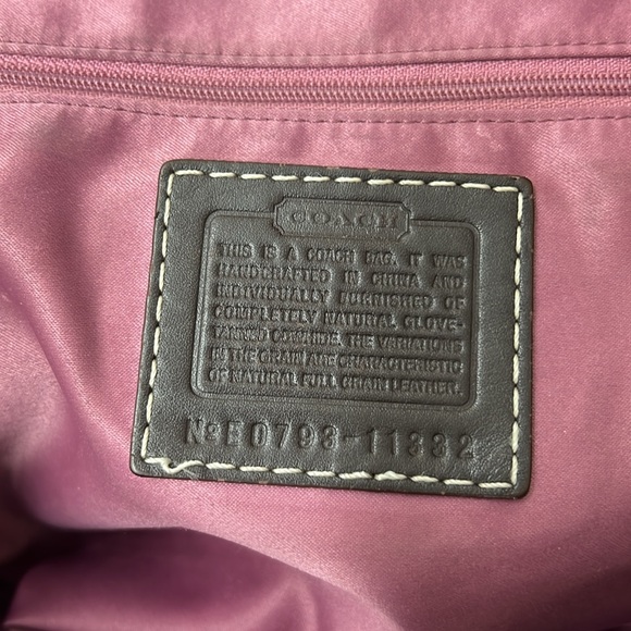 Coach limited edition Hamptons leather embossed satchel - Picture 7 of 11